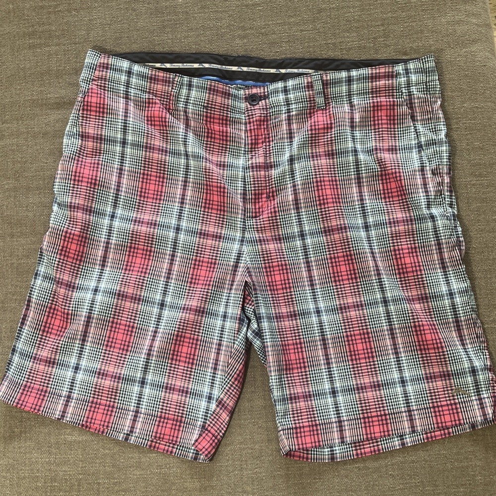 Tommy Bahama Plaid Men's Shorts Size 40